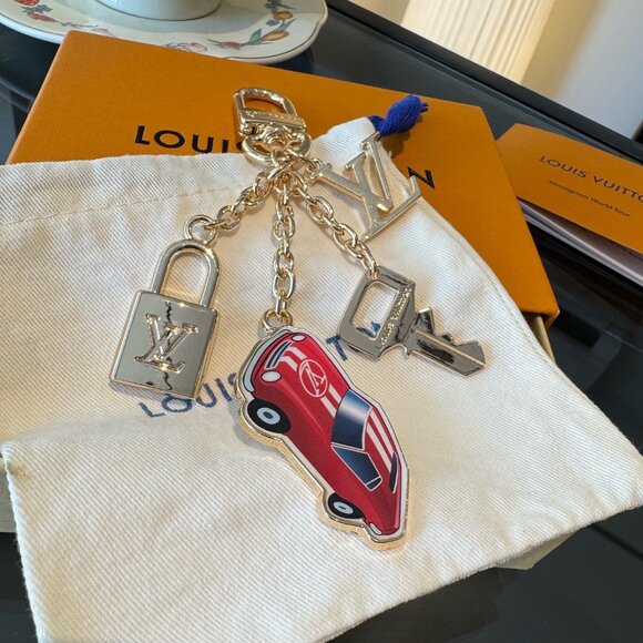 Louis Vuitton Playful Charm Keychain - Picture 4 of 5